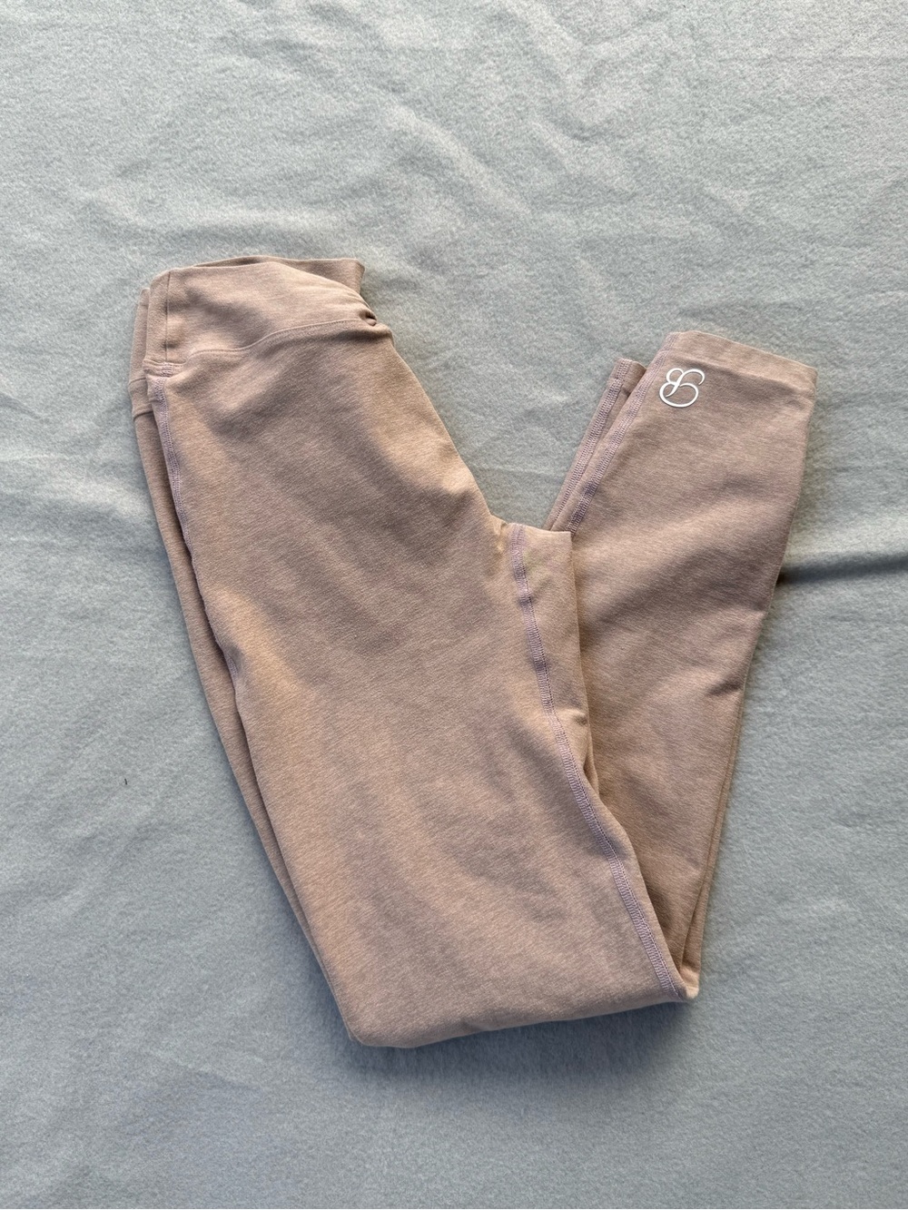 Bombshell Leggings Sz XS ? Beige Sportswear Movement  Scrunch Butt Gym